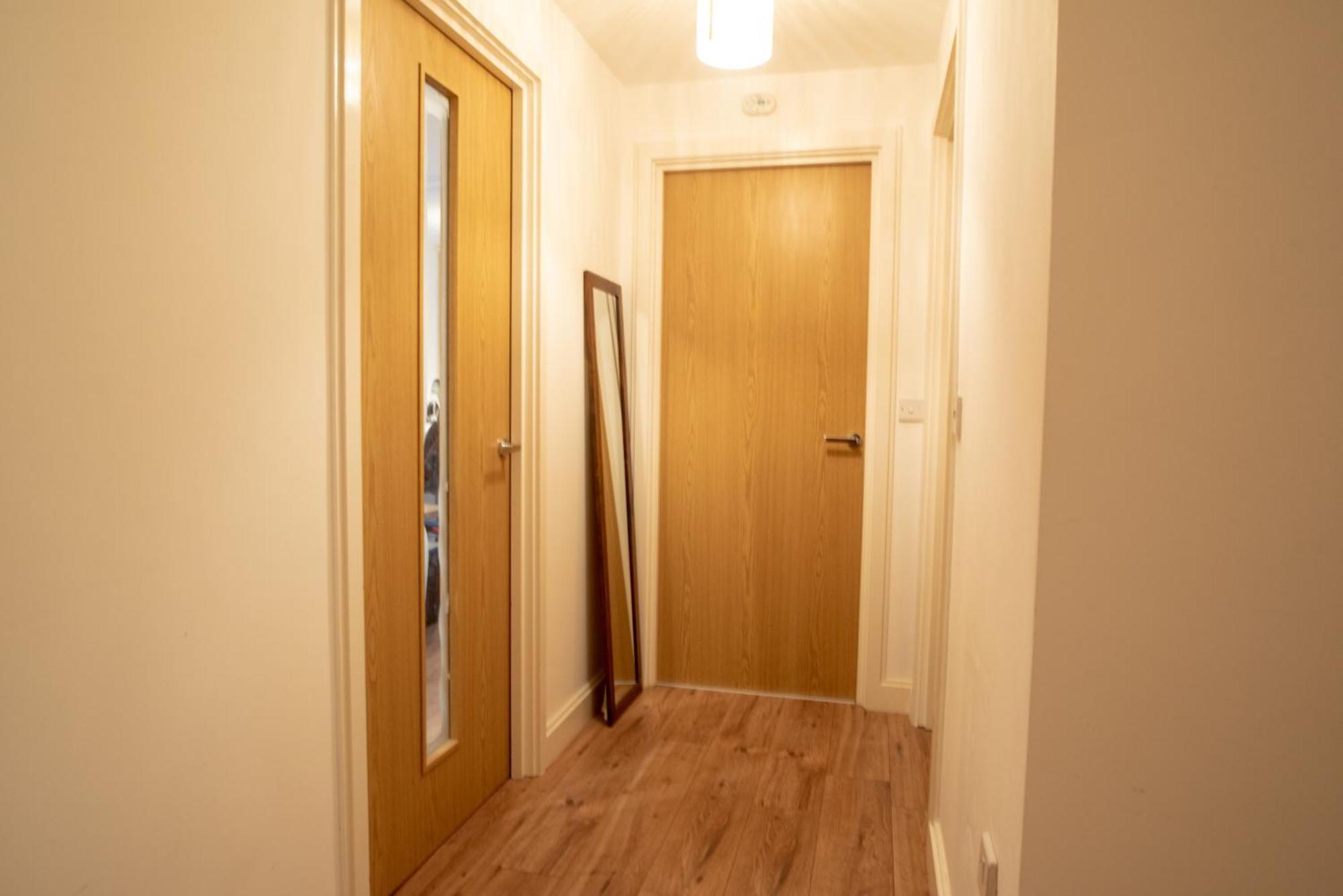 Spacious 1 Bed Apartment With Workspace, Coffee & Free Secure Parking Birmingham Exteriör bild