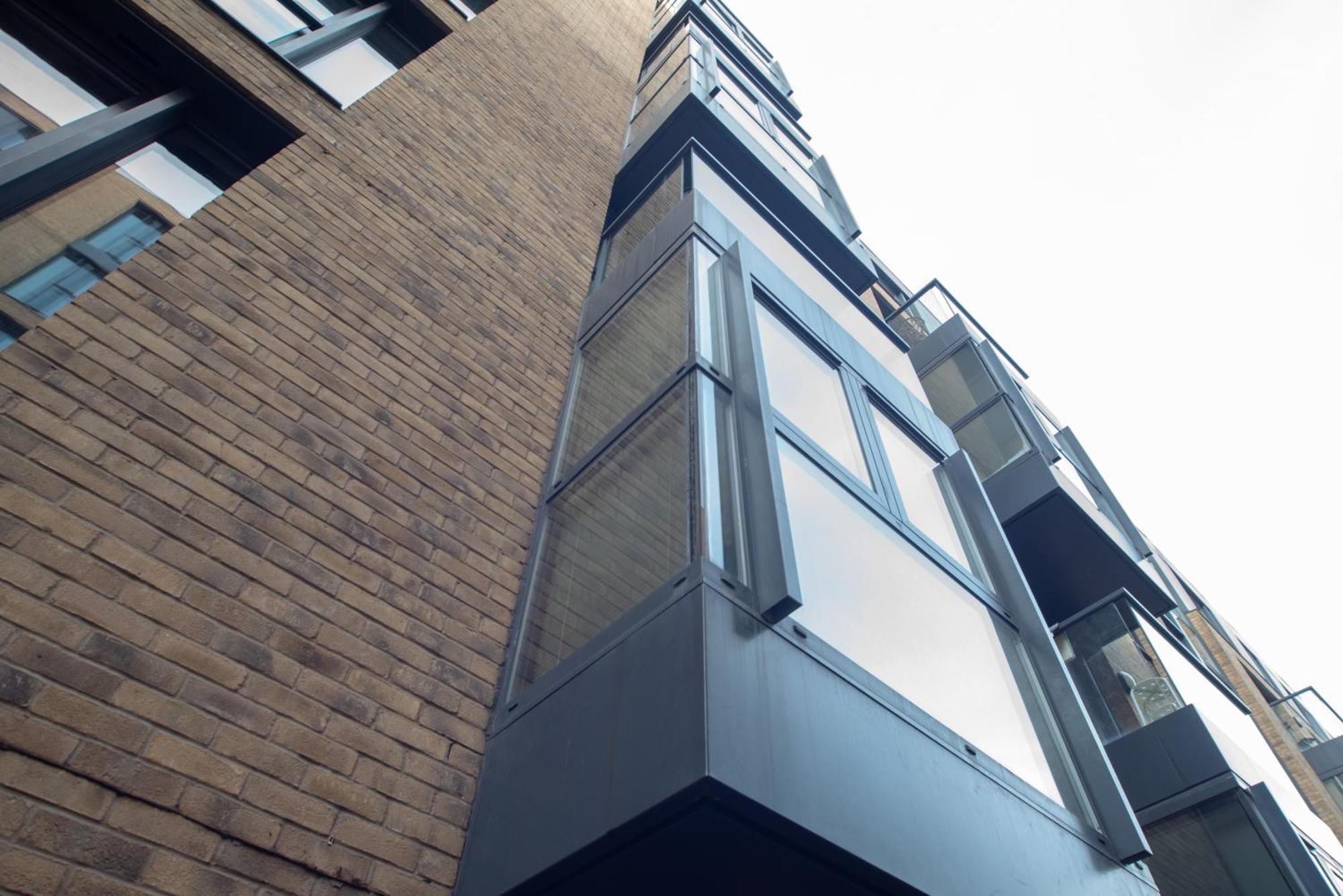 Spacious 1 Bed Apartment With Workspace, Coffee & Free Secure Parking Birmingham Exteriör bild